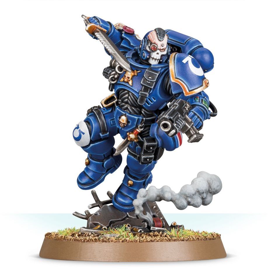 WH40K:スペースマリーン: プライマリス・ レフテナント(レイヴァーアーマー装備)