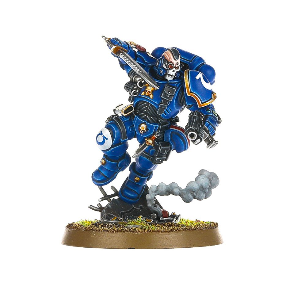 WH40K:スペースマリーン: プライマリス・ レフテナント(レイヴァーアーマー装備)